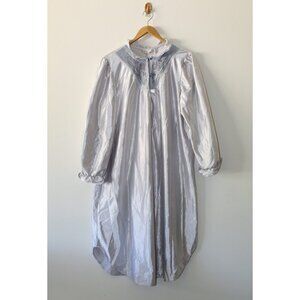 Vintage Sears Cachet Women's Nightgown satin sleepwear Embroidered Size Medium